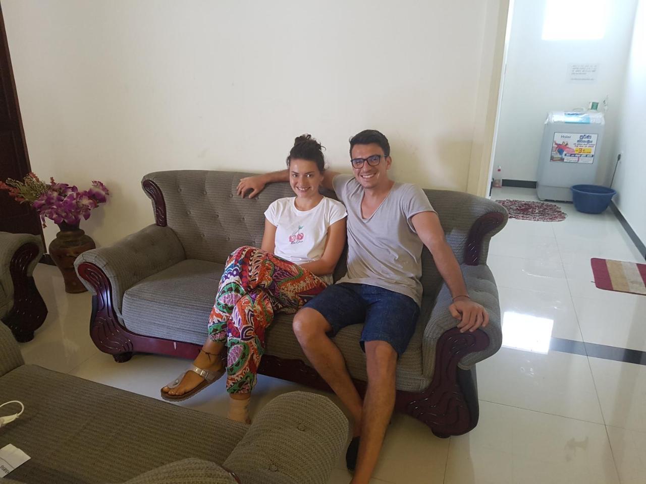 Dumi House Homestay Weligama